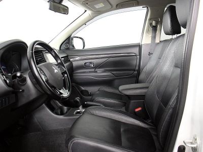 Mitsubishi Outlander, 2.0 л, CVT, 2016 фото 7