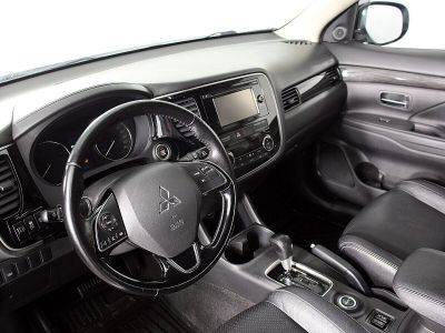 Mitsubishi Outlander, 2.0 л, CVT, 2016 фото 8