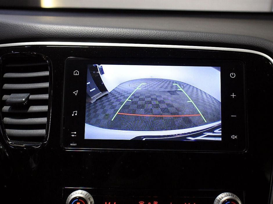 Mitsubishi Outlander, 2.0 л, Вариатор, 2020 фото 11