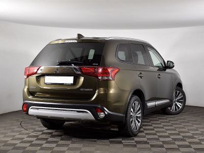 Mitsubishi Outlander, 2.0 л, CVT, 2018 фото 5