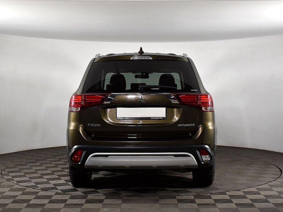 Mitsubishi Outlander, 2.0 л, Вариатор, 2018 фото 6