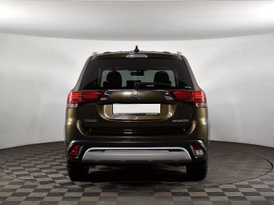 Mitsubishi Outlander, 2.0 л, CVT, 2018 фото 6