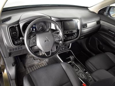 Mitsubishi Outlander, 2.0 л, CVT, 2018 фото 8