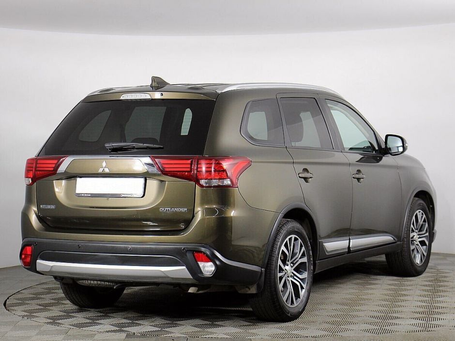 Mitsubishi Outlander, 2.0 л, Вариатор, 2018 фото 6