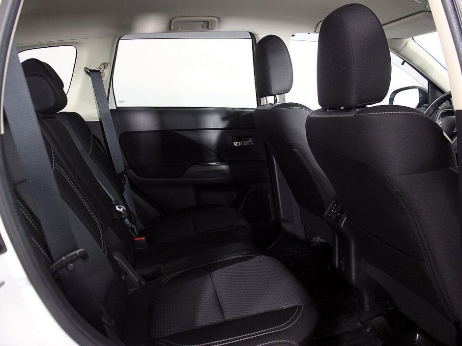 Mitsubishi Outlander, 2.0 л, Вариатор, 2020 фото 1