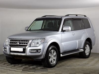 Mitsubishi Pajero, 3.0 л, АКПП, 2015 фото 3