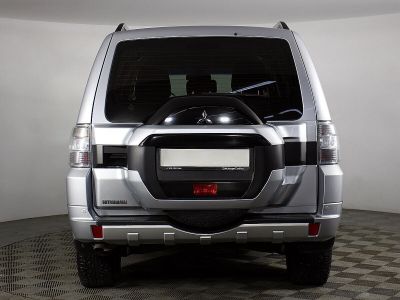 Mitsubishi Pajero, 3.0 л, АКПП, 2015 фото 6