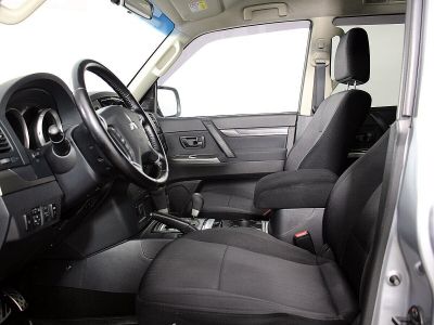 Mitsubishi Pajero, 3.0 л, АКПП, 2015 фото 7