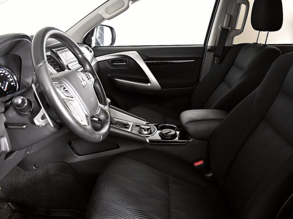 Mitsubishi Pajero Sport, 2.4 л, АТ, 2018 фото 7