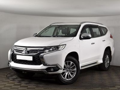 Mitsubishi Pajero Sport, 2.4 л, АКПП, 2017 фото 3