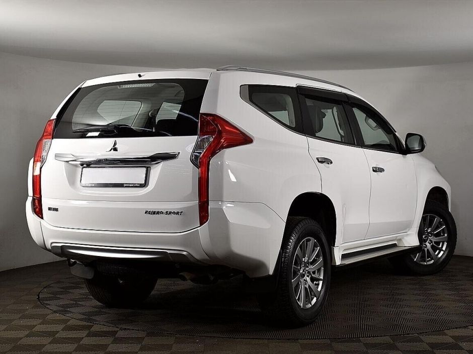 Mitsubishi Pajero Sport, 2.4 л, АТ, 2017 фото 5