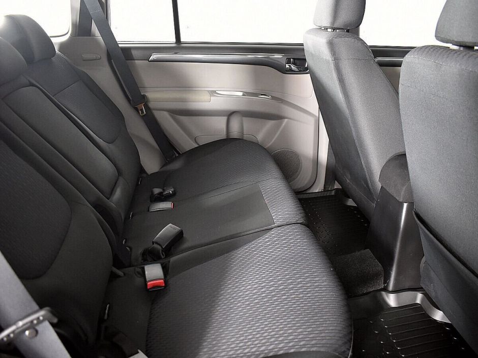 Mitsubishi Pajero Sport, 2.4 л, АТ, 2015 фото 1