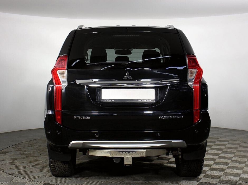 Mitsubishi Pajero Sport, 3.0 л, АТ, 2016 фото 6