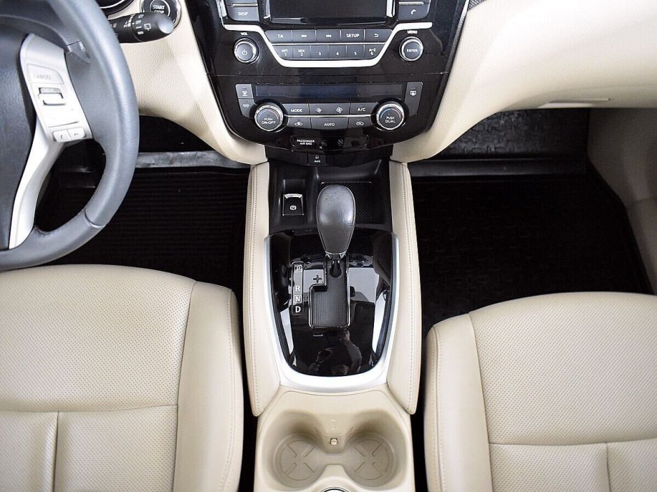 Nissan X-Trail LE, 2.5 л, Вариатор, 2018 фото 2