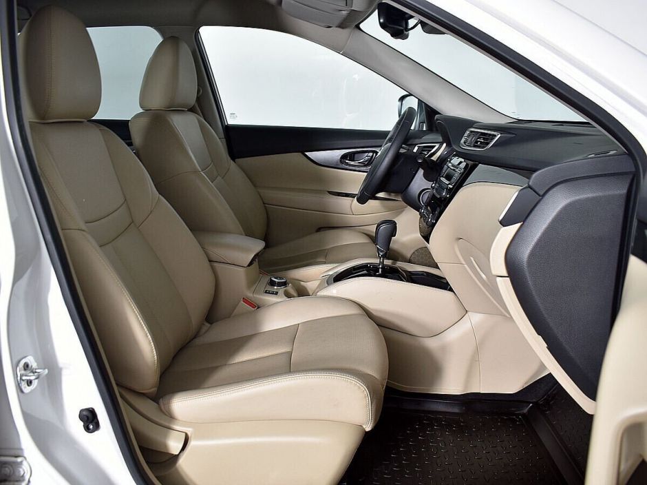 Nissan X-Trail LE, 2.5 л, Вариатор, 2018 фото 1