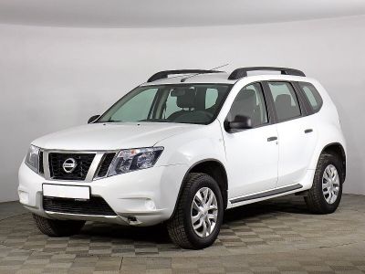 Nissan Terrano, 1.6 л, МКПП, 2019 фото 3