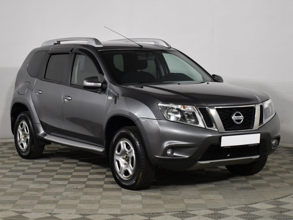 Nissan Terrano, 2.0 л, АТ, 2018 фото 5