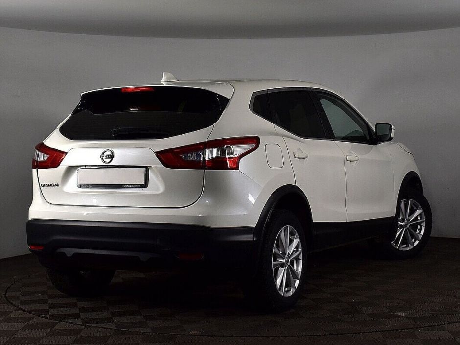 Nissan Qashqai, 2.0 л, Вариатор, 2017 фото 5