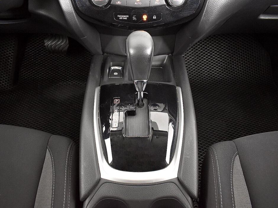 Nissan Qashqai, 1.2 л, Вариатор, 2020 фото 2