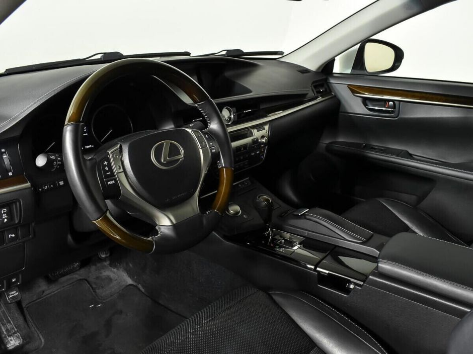 Lexus ES, 2.5 л, АТ, 2014 фото 7