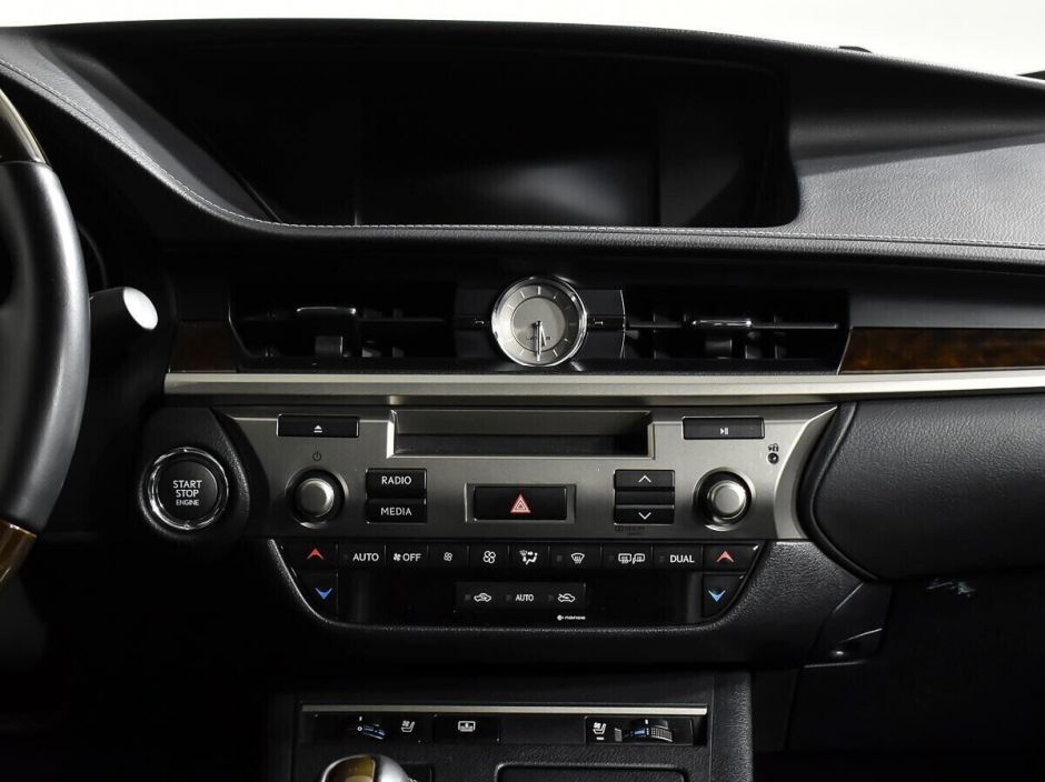 Lexus ES, 2.5 л, АТ, 2014 фото 10