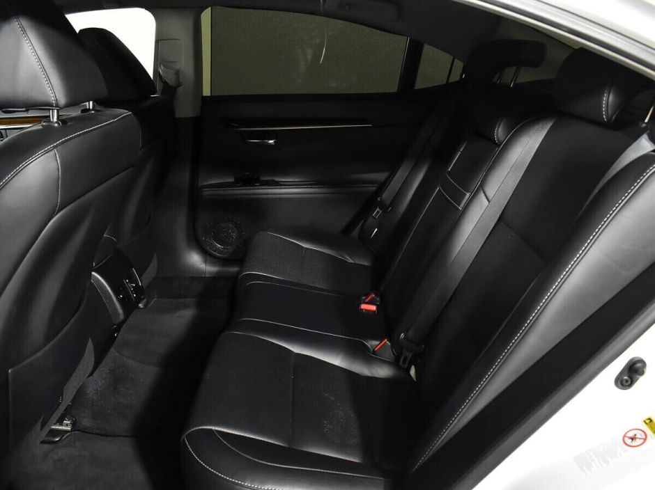 Lexus ES, 2.5 л, АТ, 2014 фото 1