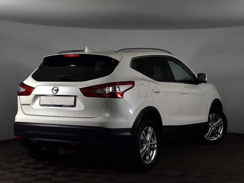 Nissan Qashqai, 2.0 л, Вариатор, 2018 фото 5
