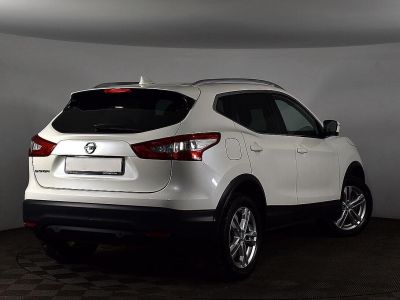 Nissan Qashqai, 2.0 л, CVT, 2018 фото 5