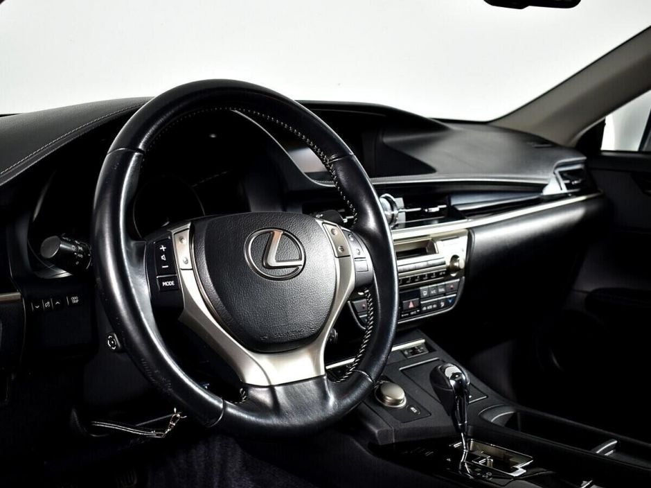 Lexus ES, 2.5 л, АТ, 2014 фото 7
