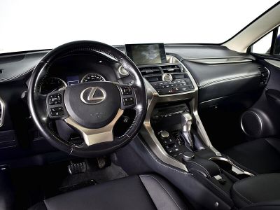 Lexus NX, 2.0 л, CVT, 2015 фото 7