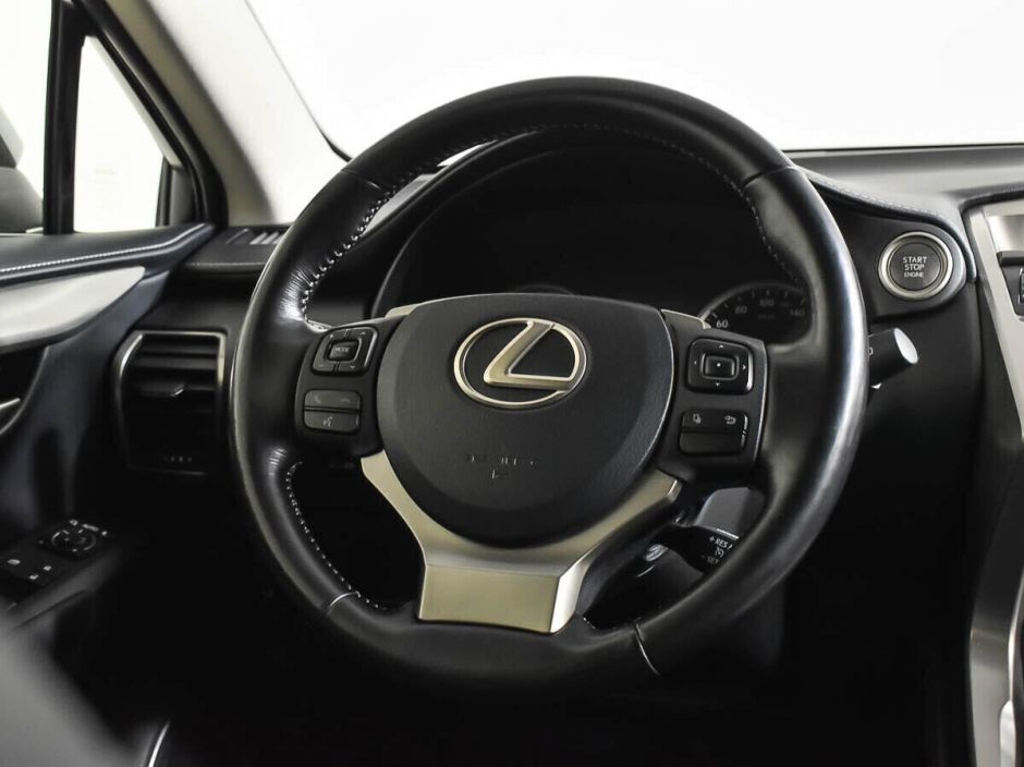Lexus NX, 2.0 л, Вариатор, 2016 фото 9