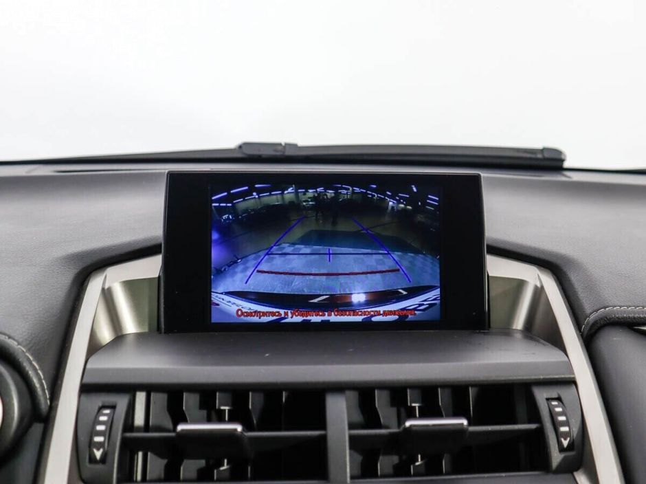 Lexus NX, 2.0 л, Вариатор, 2016 фото 2