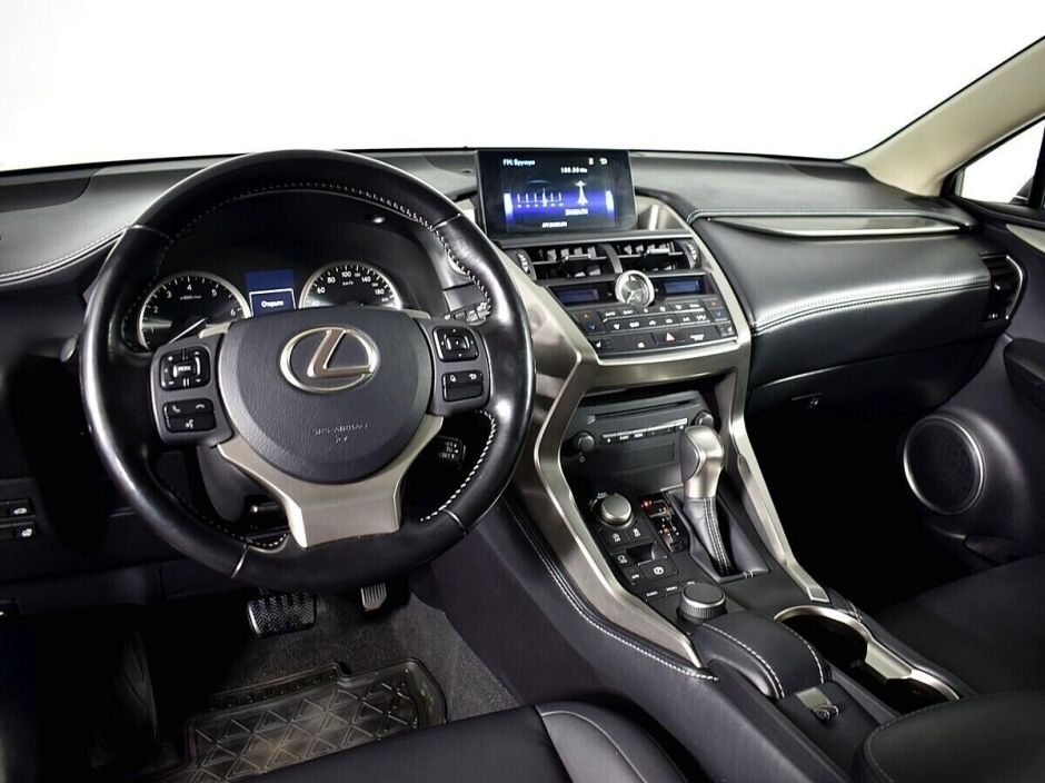 Lexus NX, 2.0 л, Вариатор, 2016 фото 7