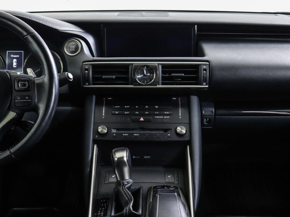 Lexus IS, 2.0 л, АТ, 2017 фото 8