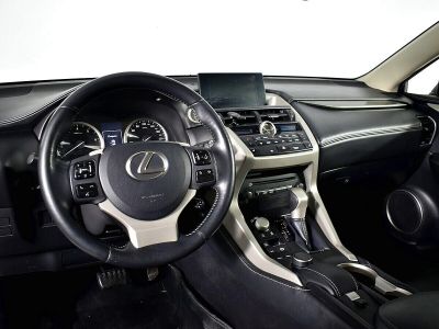 Lexus NX, 2.0 л, CVT, 2014 фото 7