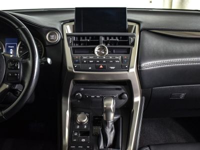 Lexus NX, 2.0 л, CVT, 2015 фото 7