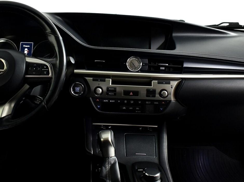 Lexus ES, 2.0 л, АТ, 2016 фото 9