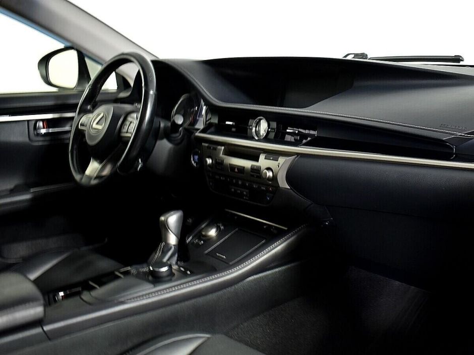 Lexus ES, 2.0 л, АТ, 2016 фото 2