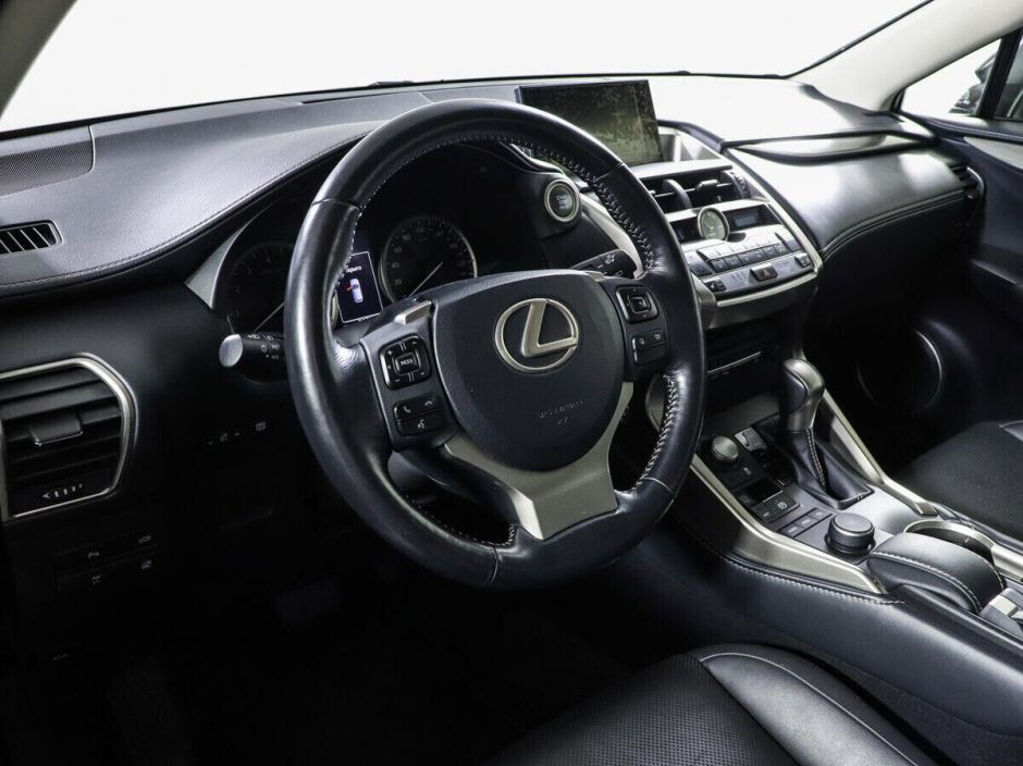 Lexus NX, 2.0 л, АТ, 2015 фото 7