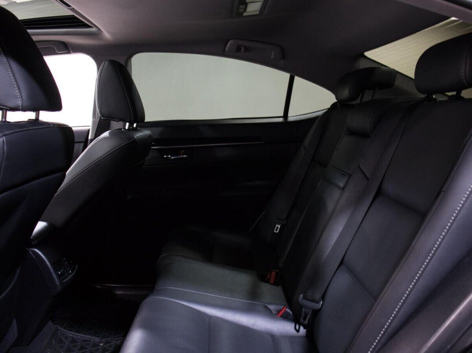 Lexus ES, 2.5 л, АТ, 2017 фото 1