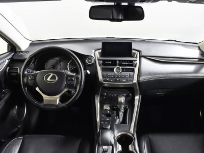 Lexus NX, 2.0 л, CVT, 2015 фото 9