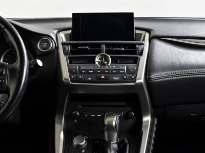 Lexus NX, 2.0 л, CVT, 2015 фото 13