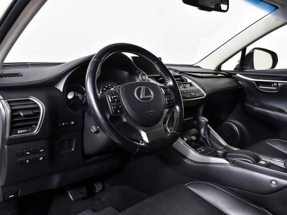 Lexus NX, 2.0 л, АТ, 2015 фото 7