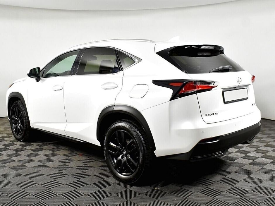 Lexus NX, 2.0 л, Вариатор, 2015 фото 6