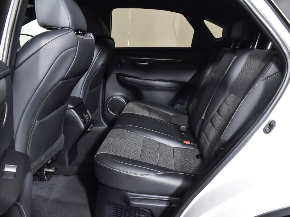 Lexus NX, 2.0 л, АТ, 2015 фото 8