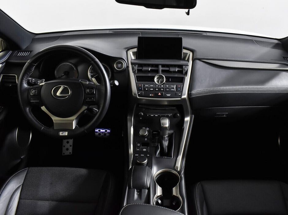Lexus NX, 2.0 л, АТ, 2015 фото 9