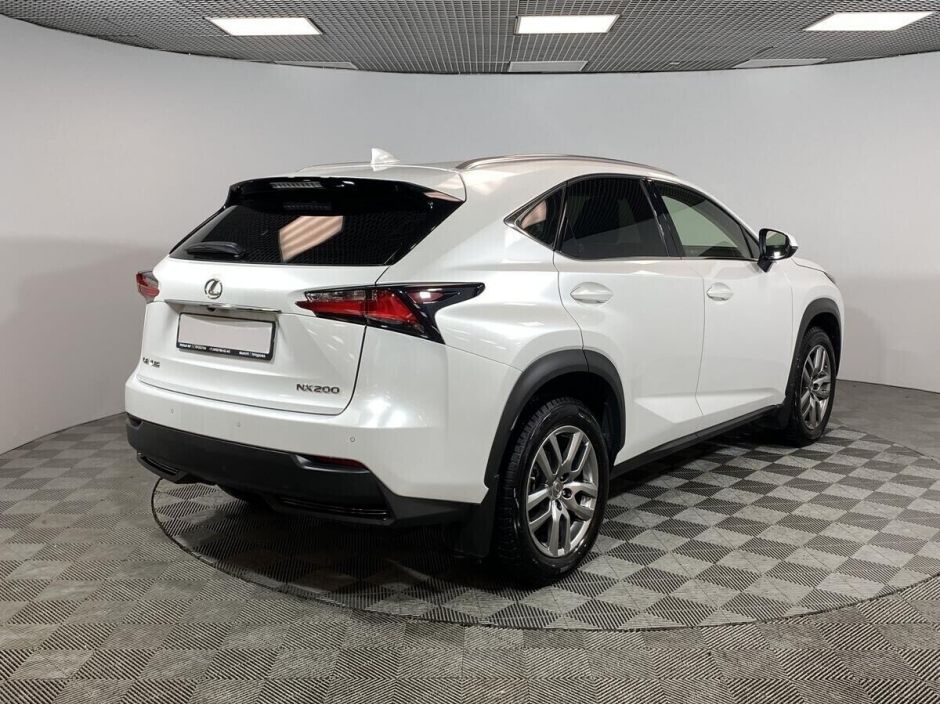 Lexus NX, 2.0 л, Вариатор, 2017 фото 4