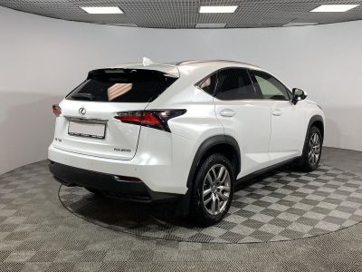 Lexus NX, 2.0 л, CVT, 2017 фото 4