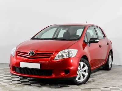 Toyota Auris, 1.6 л, АКПП, 2011 фото 3