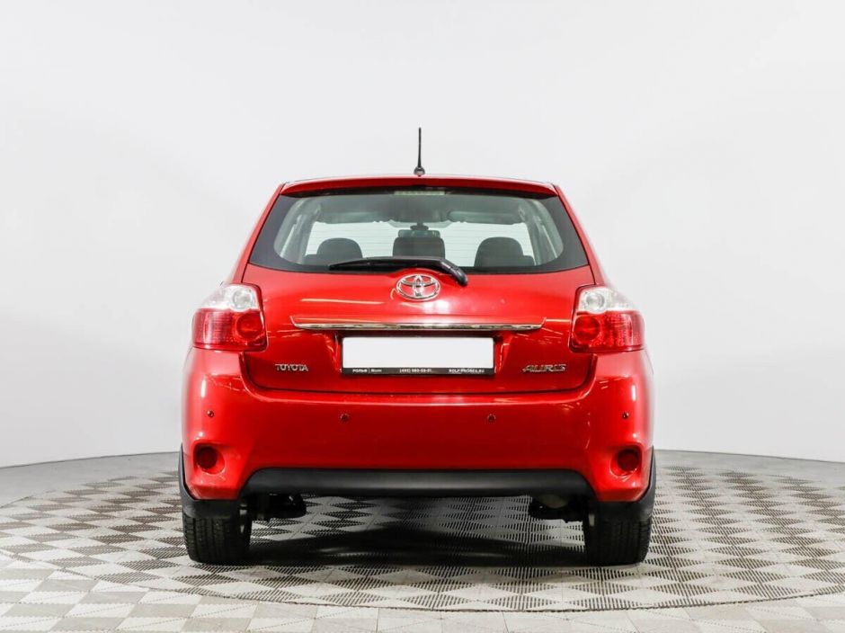 Toyota Auris, 1.6 л, АТ, 2011 фото 6